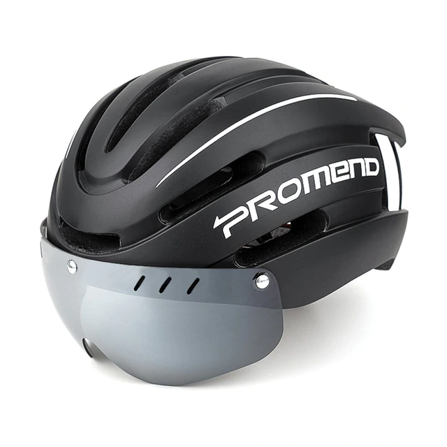 Helmet with visor