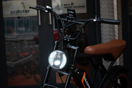 Bright LED headlight for safe night riding on the Colorway BK29 commuter e-bike