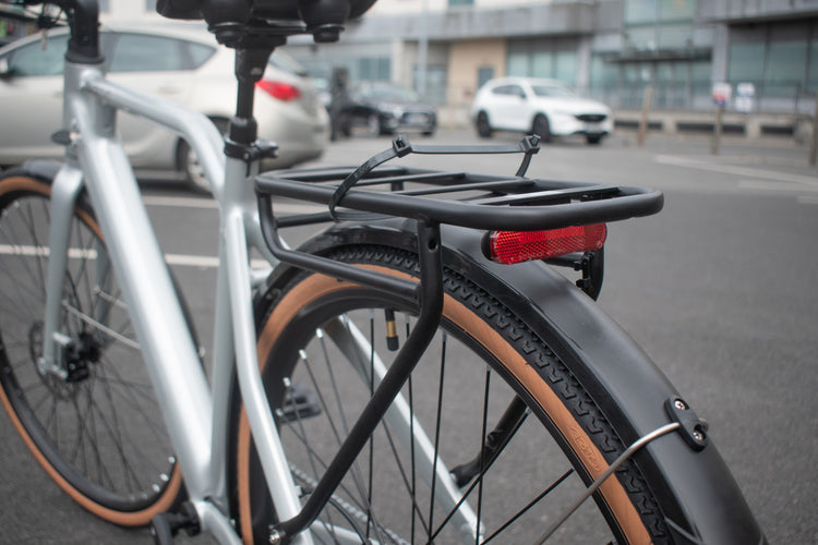 Side view of CMACEWHEEL F700-2 electric bike with aluminium frame and CST 700×38C tires