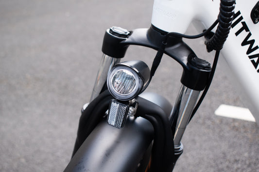 Hitway BK18 integrated LED headlight