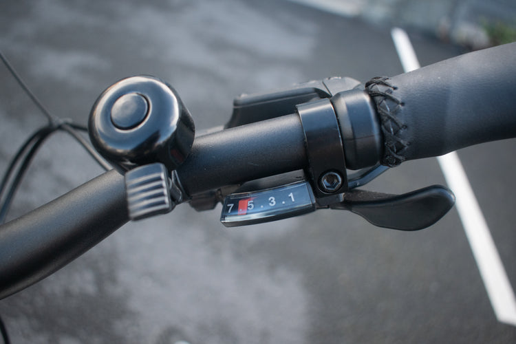 Onesport OTO7 SHIMANO 1×7-speed drivetrain with precise shifting for hills and urban roads